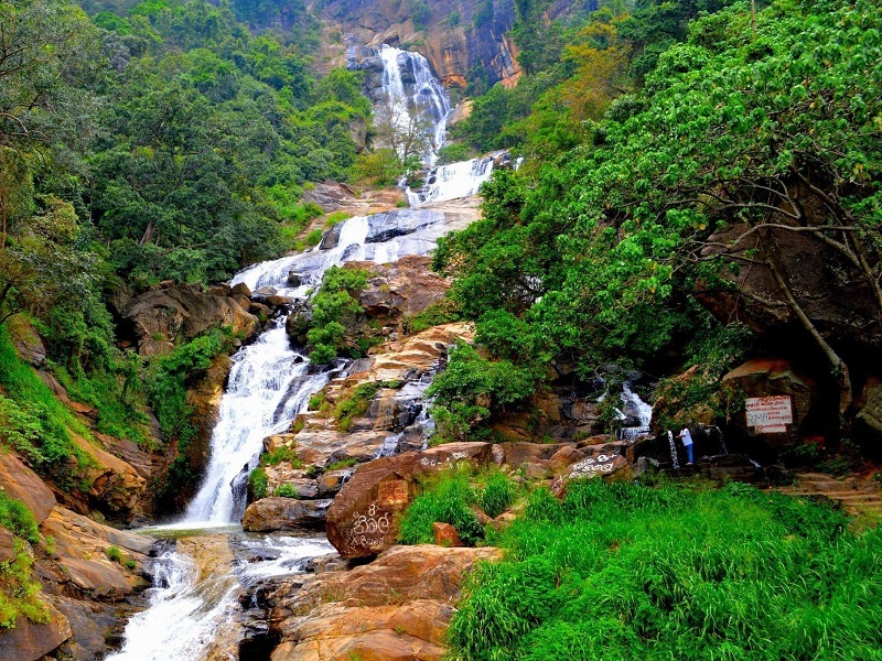 52773560Ravana_Falls
